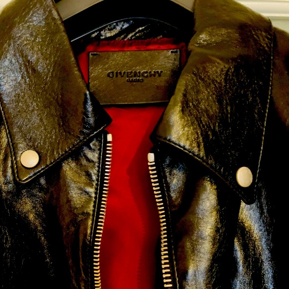 I have too many jackets - Picture 2 of 7